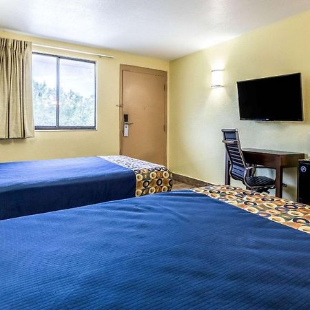 Rodeway Inn Fairgrounds-Casino Tampa Extérieur photo