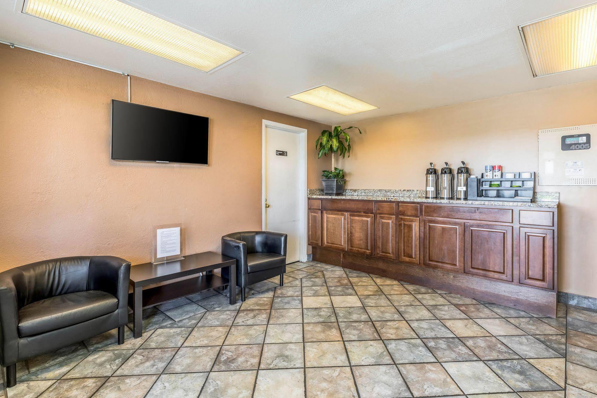 Rodeway Inn Fairgrounds-Casino Tampa Extérieur photo
