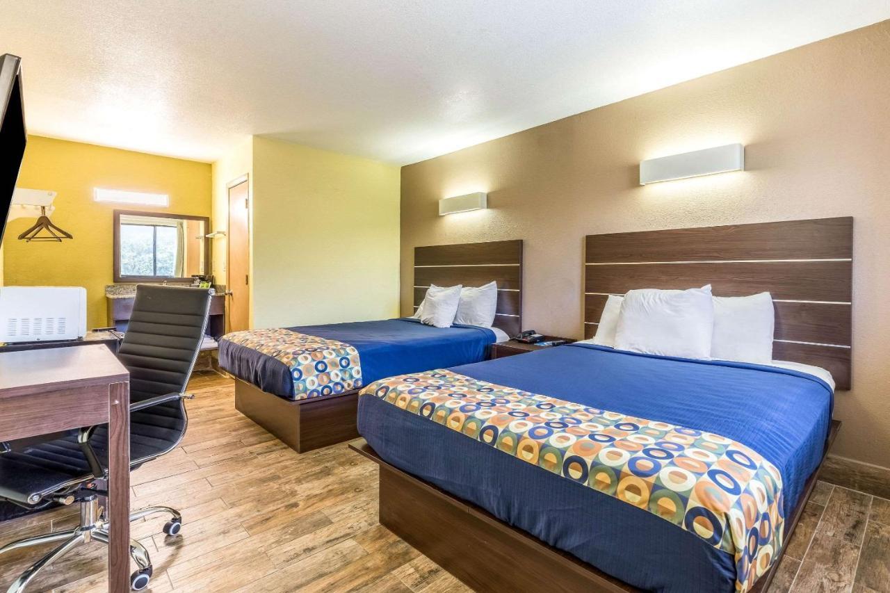 Rodeway Inn Fairgrounds-Casino Tampa Extérieur photo